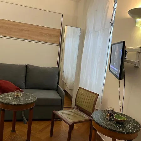 De Charme De Verneuil Apartamento